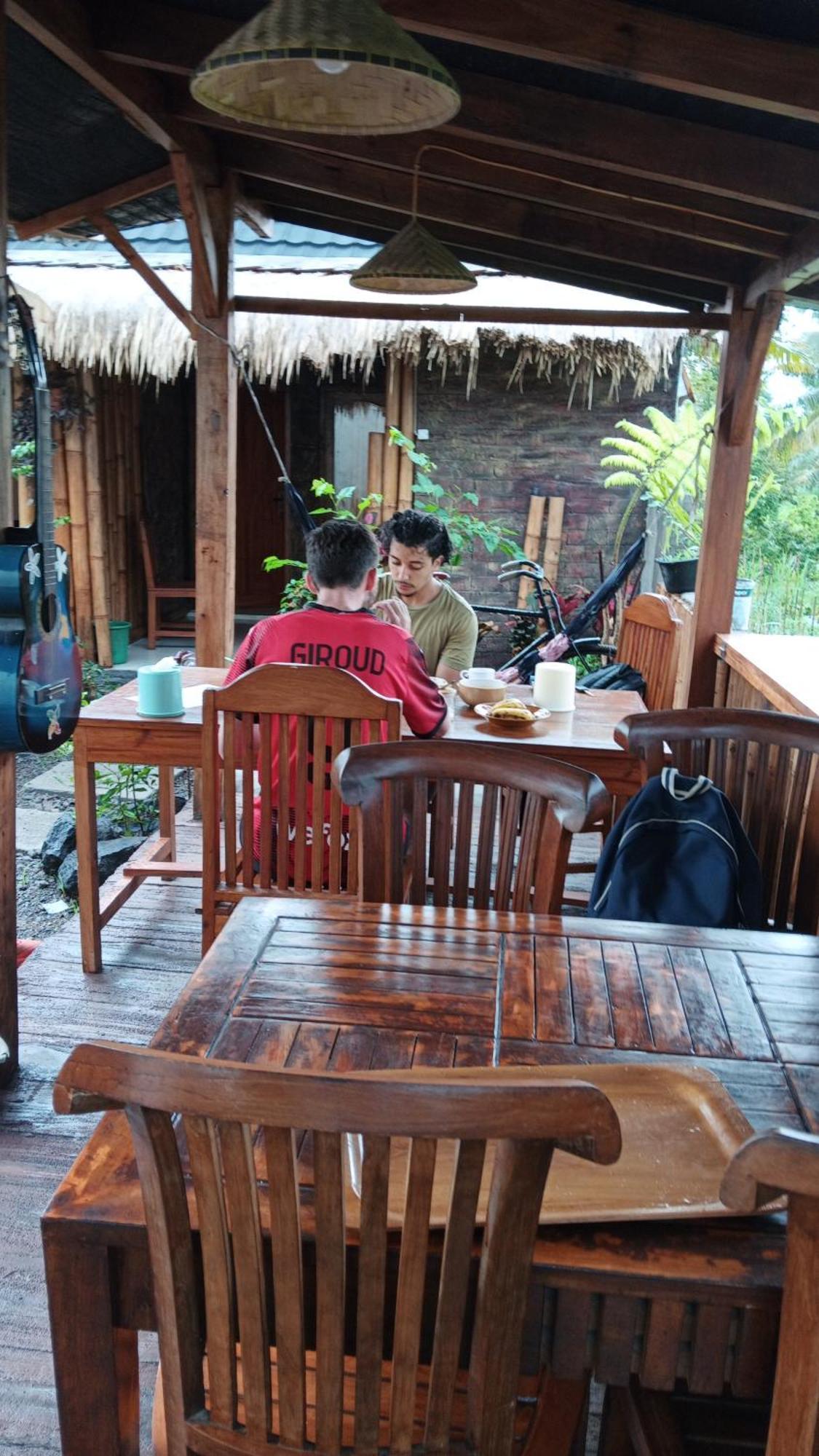 Dira Bungalows Tetebatu Exterior photo