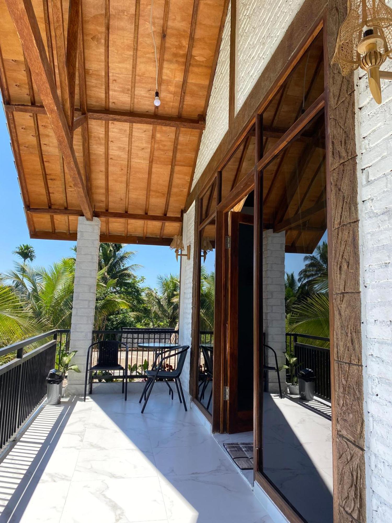 Dira Bungalows Tetebatu Exterior photo